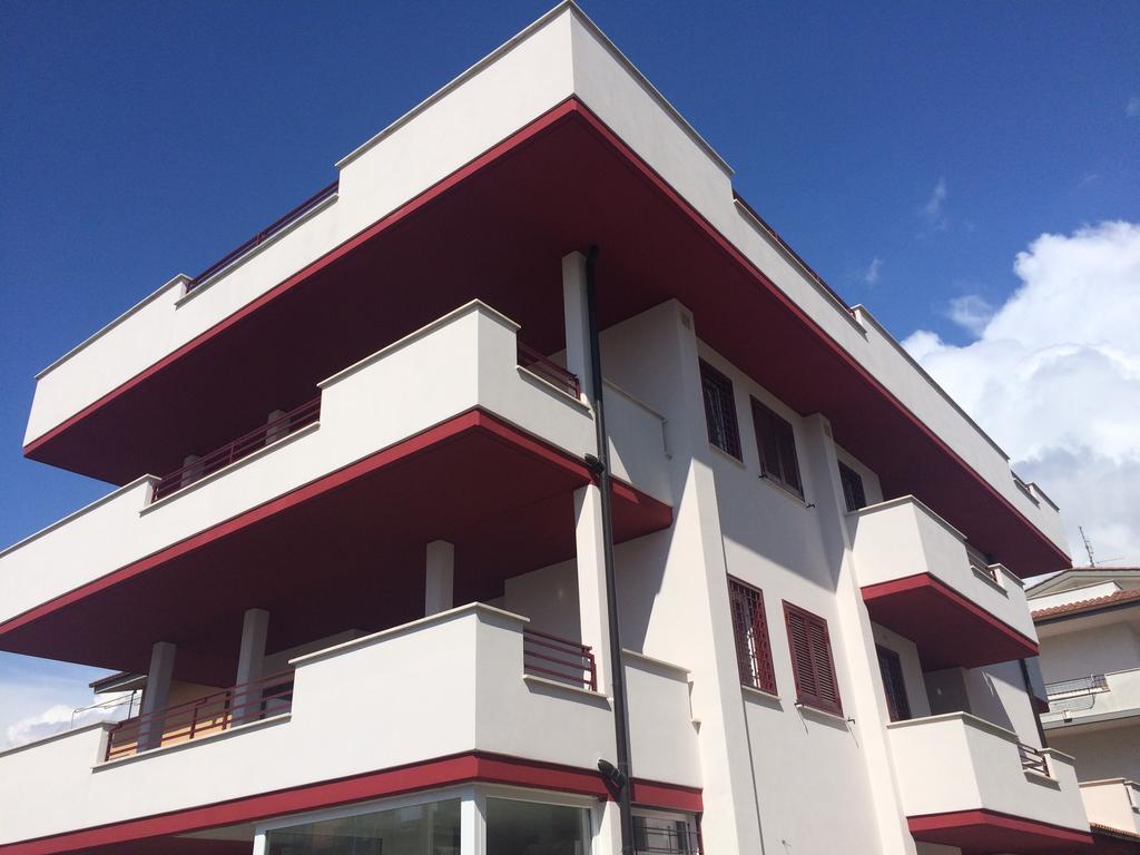 Casadamare Apartment Ladispoli Buitenkant foto